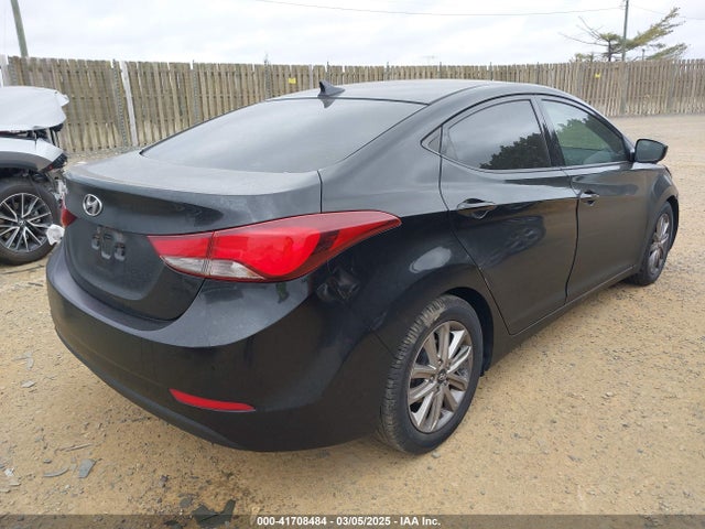 KMHDH4AE0FU388047 Hyundai ELANTRA SE