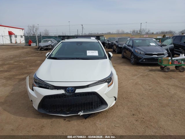 Toyota Corolla Hybrid Le 2020 JTDEBRBE6LJ012827 Image 12