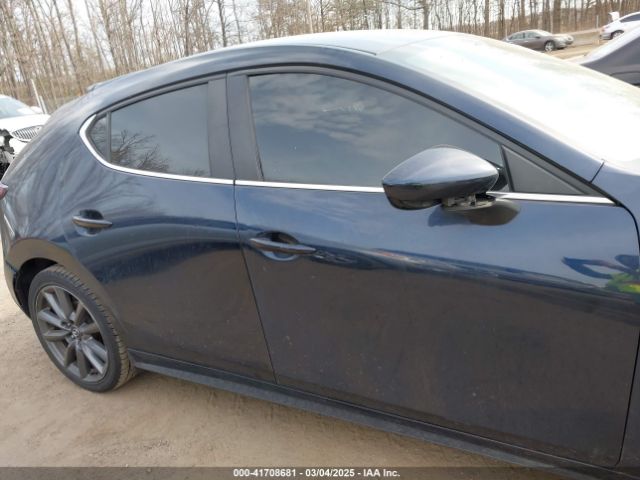 JM1BPAKL6M1336916 Mazda Mazda3 Select