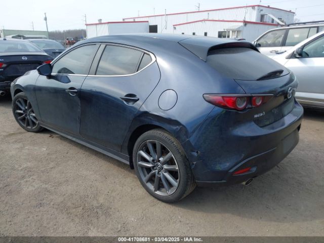 JM1BPAKL6M1336916 Mazda Mazda3 Select