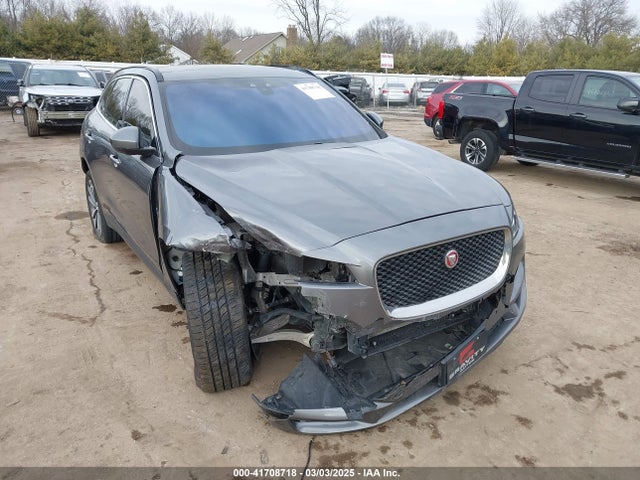 2018 JAGUAR F-PACE SADCK2EV2JA264215 Photo 0