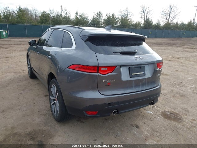 2018 JAGUAR F-PACE SADCK2EV2JA264215 Photo 2