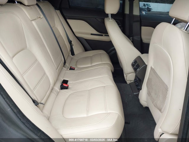 2018 JAGUAR F-PACE SADCK2EV2JA264215 Photo 7