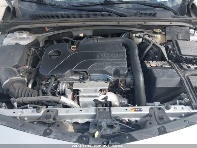 1G1ZD5STXLF124190 Chevrolet Malibu Fwd Lt