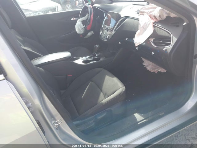 1G1ZD5STXLF124190 Chevrolet Malibu Fwd Lt