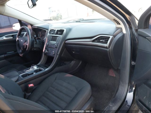 3FA6P0H79HR150374 Ford FUSION SE
