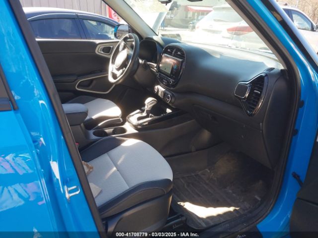 KNDJ53AU7P7206961 KIA Soul Gt-line