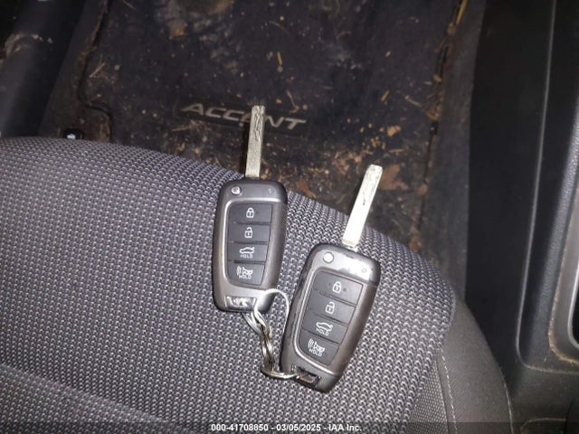 3KPC24A65NE166577 Hyundai ACCENT SE