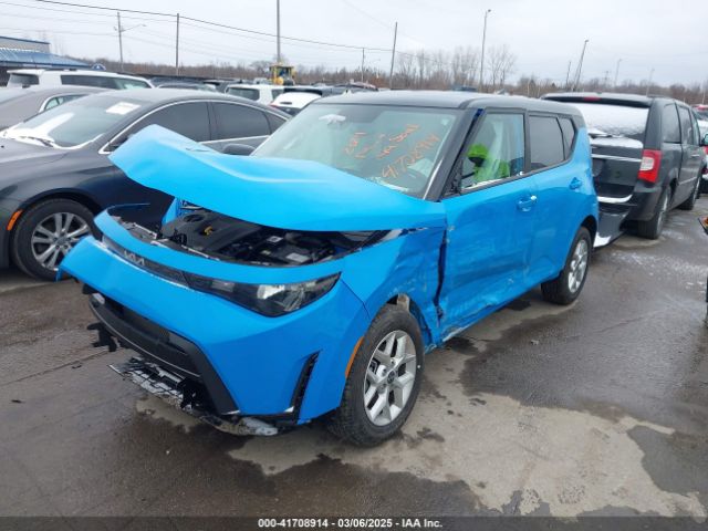 KNDJ23AU0R7233351 KIA SOUL S