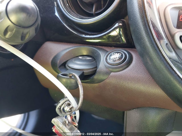 2010 MINI COOPER WMWMR3C50ATU97550 Photo 10