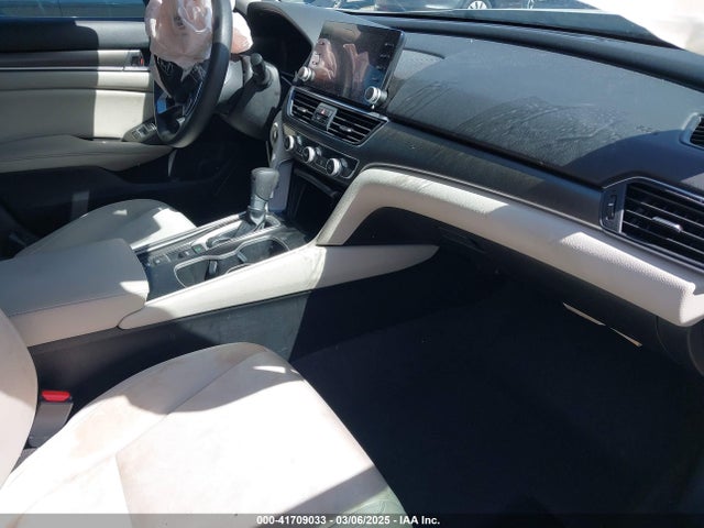 1HGCV1F13MA029725 Honda ACCORD LX