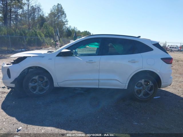 1FMCU9MN5PUB33525 Ford Escape St-line