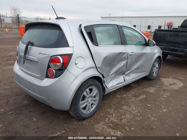 1G1JC6SH4G4151436 Chevrolet Sonic Lt Auto