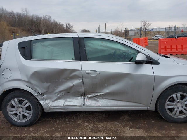 1G1JC6SH4G4151436 Chevrolet Sonic Lt Auto