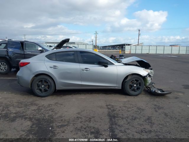 JM1BM1U71E1153899 Mazda Mazda3 I Sport