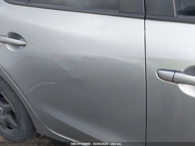 JM1BM1U71E1153899 Mazda Mazda3 I Sport