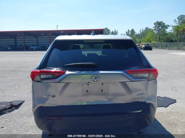 Toyota RAV4 LE 2024 2T3H1RFV8RC275262 Image 16