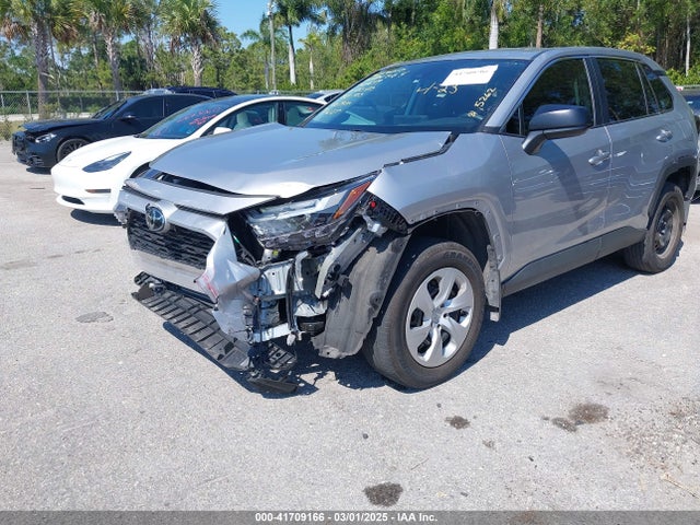 Toyota RAV4 LE 2024 2T3H1RFV8RC275262 Image 18