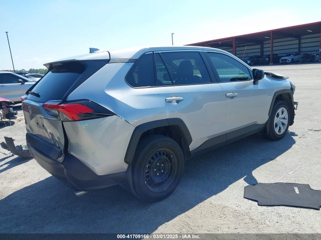 Toyota RAV4 LE 2024 2T3H1RFV8RC275262 Image 4