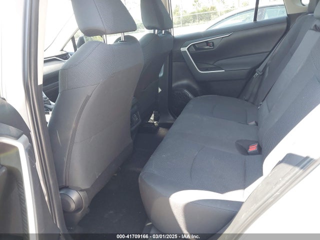 Toyota RAV4 LE 2024 2T3H1RFV8RC275262 Image 8