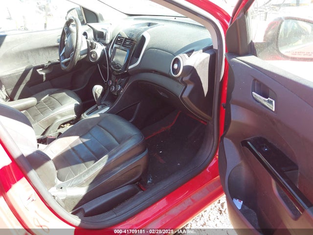 Chevrolet Sonic Rs Auto 2014 1G1JG6SB8E4224403 Image 5