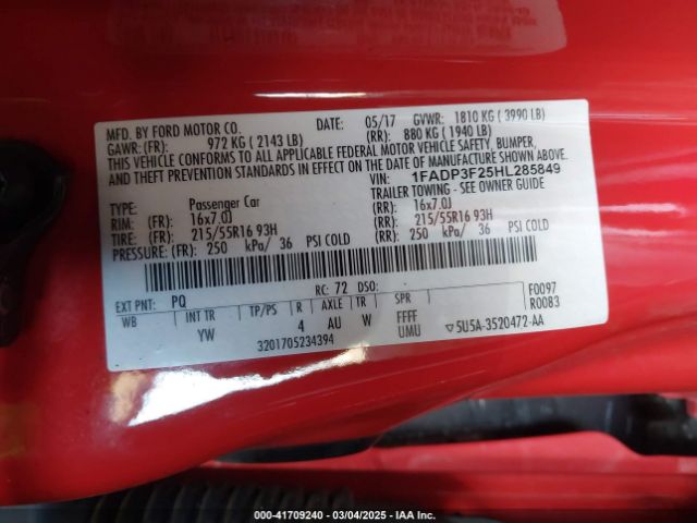 1FADP3F25HL285849 Ford FOCUS SE
