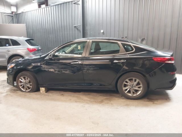 5XXGT4L38KG307792 KIA Optima Lx