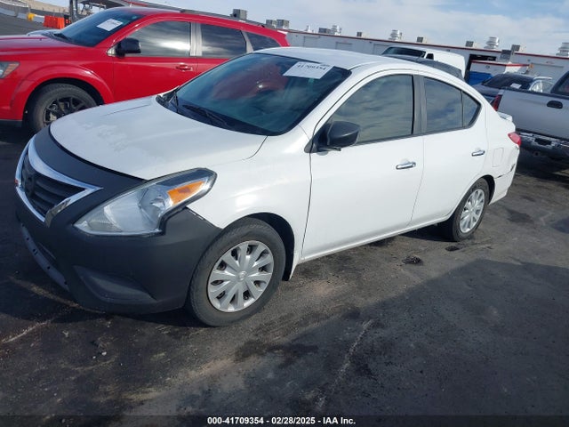 3N1CN7AP3FL943064 Nissan Versa 1.6 Sv