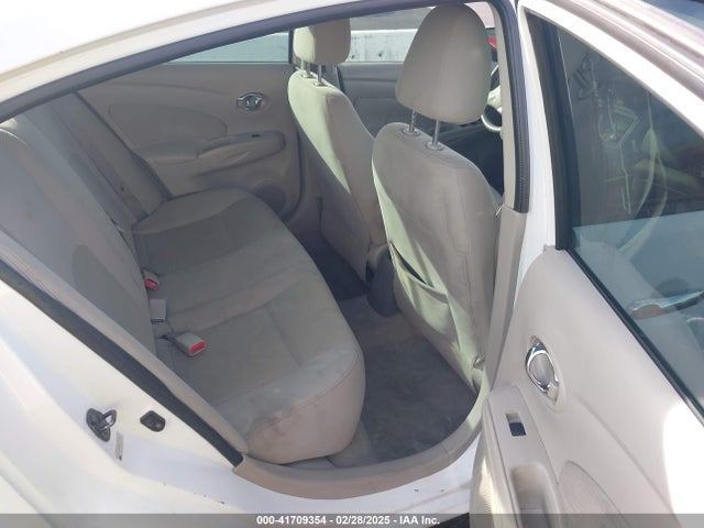 3N1CN7AP3FL943064 Nissan Versa 1.6 Sv