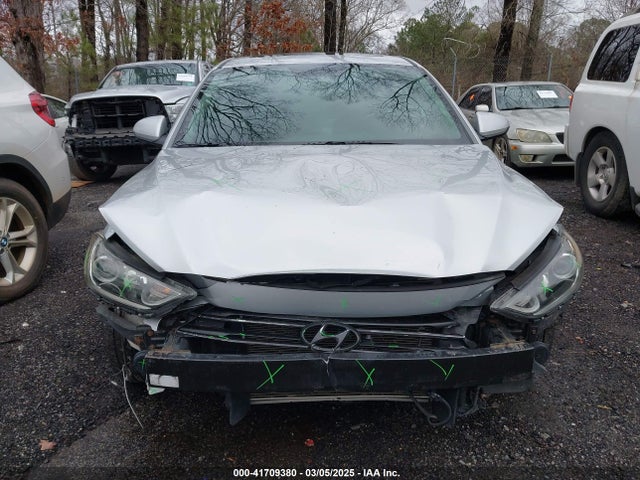 5NPD84LF4JH387979 Hyundai Elantra Value Edition