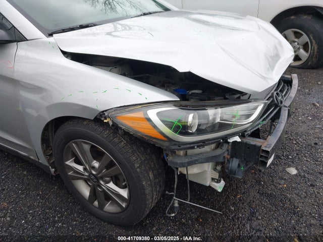 5NPD84LF4JH387979 Hyundai Elantra Value Edition