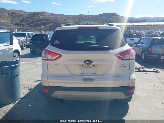 1FMCU9GX5EUB53378 Ford 2014