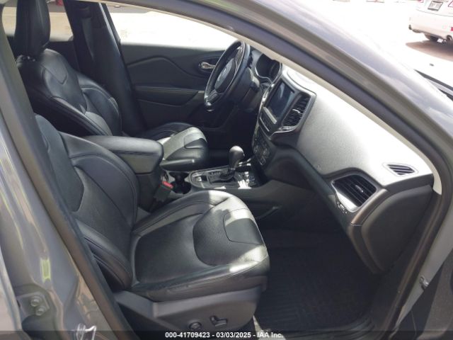 1C4PJLMX4MD158909 Jeep Cherokee Latitude Lux Fwd