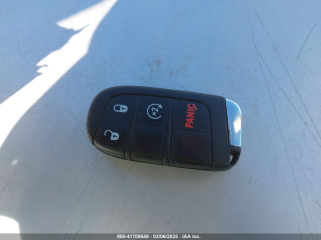 ZACNJBC1XLPL94573 Jeep Renegade Trailhawk 4x4