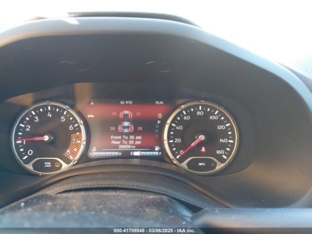 ZACNJBC1XLPL94573 Jeep Renegade Trailhawk 4x4
