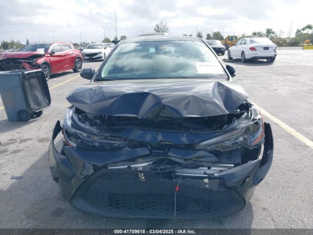 5YFEPMAE6NP348613 Toyota COROLLA LE