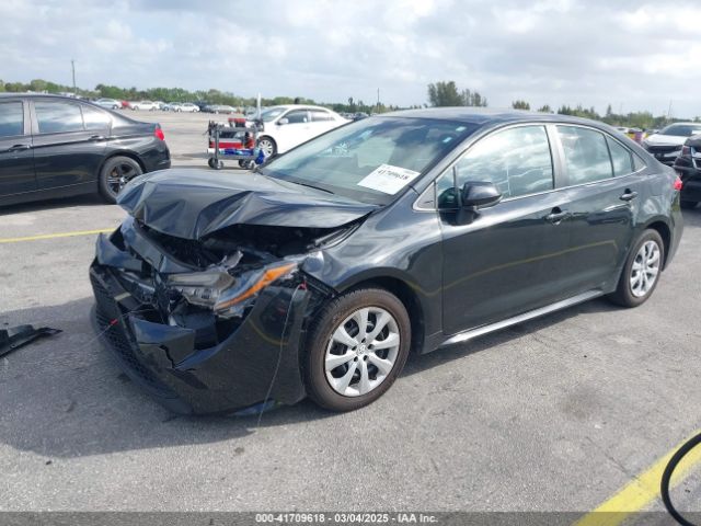 5YFEPMAE6NP348613 Toyota COROLLA LE