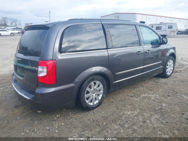 2C4RC1BG9FR577090 Chrysler Town & Country Touring