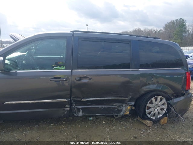 2C4RC1BG9FR577090 Chrysler Town & Country Touring