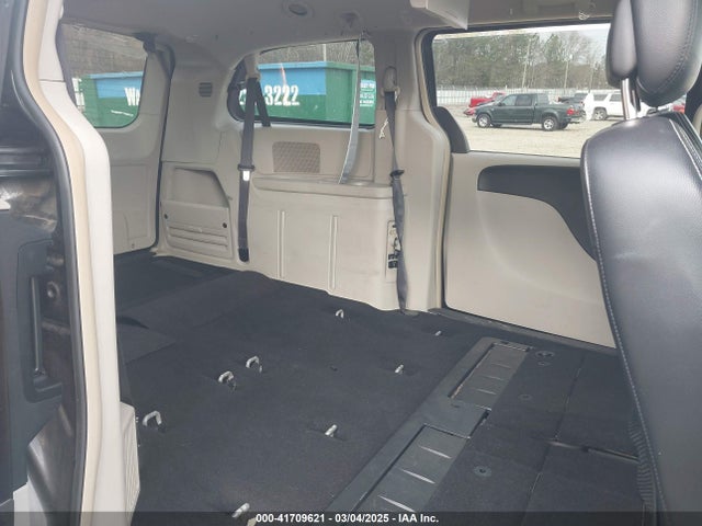 2C4RC1BG9FR577090 Chrysler Town & Country Touring