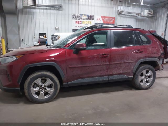 2T3P1RFV3MW242818 Toyota Rav4 Xle