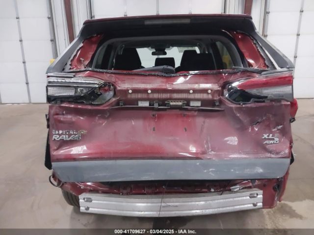 2T3P1RFV3MW242818 Toyota Rav4 Xle