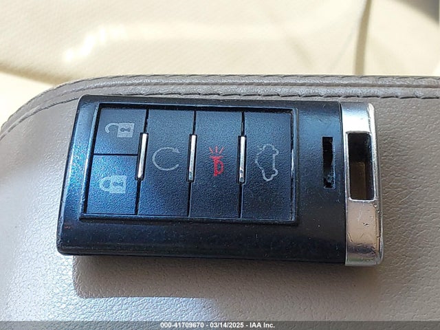 2008 CADILLAC CTS 1G6DM577980108217 Photo 10