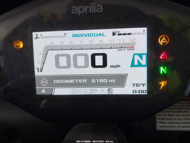 2022 APRILIA TUONO ZD4KSUM05NS000287 Photo 6