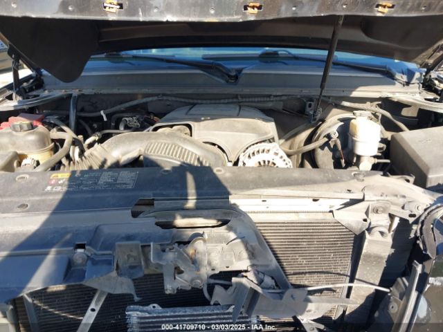 2011 GMC YUKON XL 1500 1GKS2MEFXBR293920 Photo 9