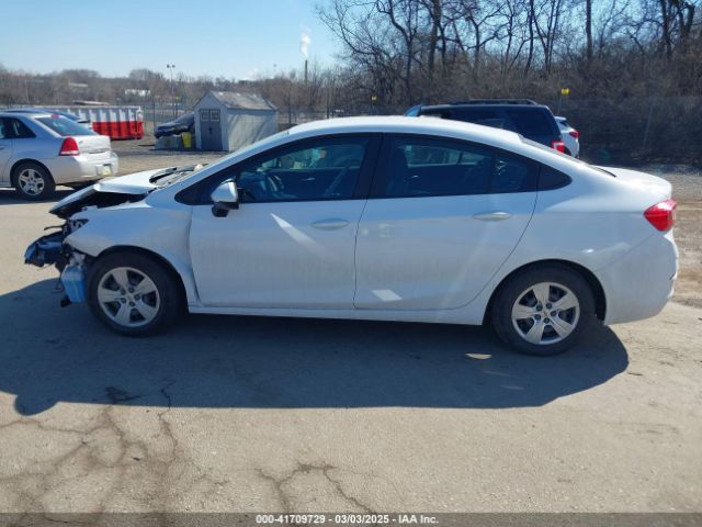 1G1BC5SM4H7165610 Chevrolet Cruze Ls Auto