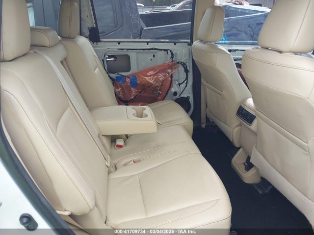 5TDKZRFH6HS515660 Toyota Highlander Xle