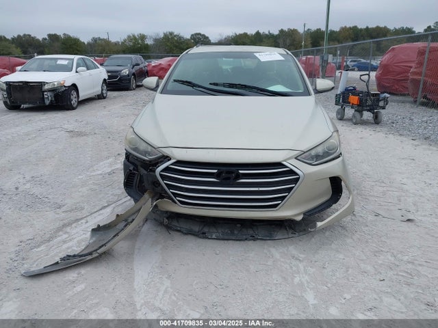 KMHD74LF9HU110078 Hyundai ELANTRA SE