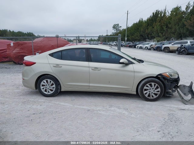 KMHD74LF9HU110078 Hyundai ELANTRA SE