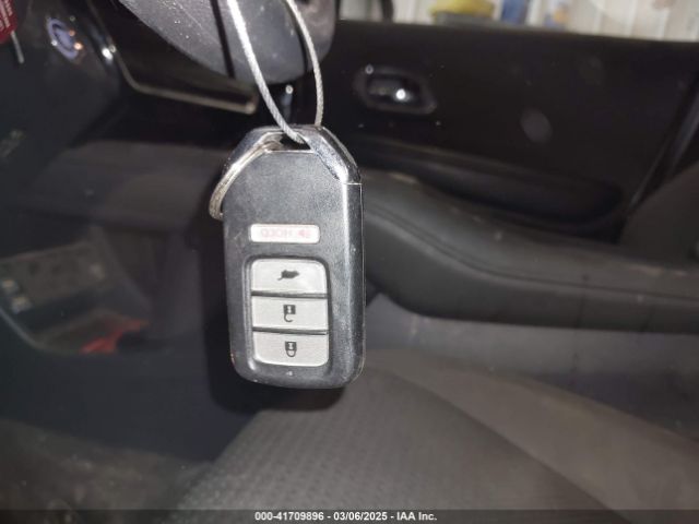 3CZRU6H53NM700088 Honda Hr-v Awd Ex